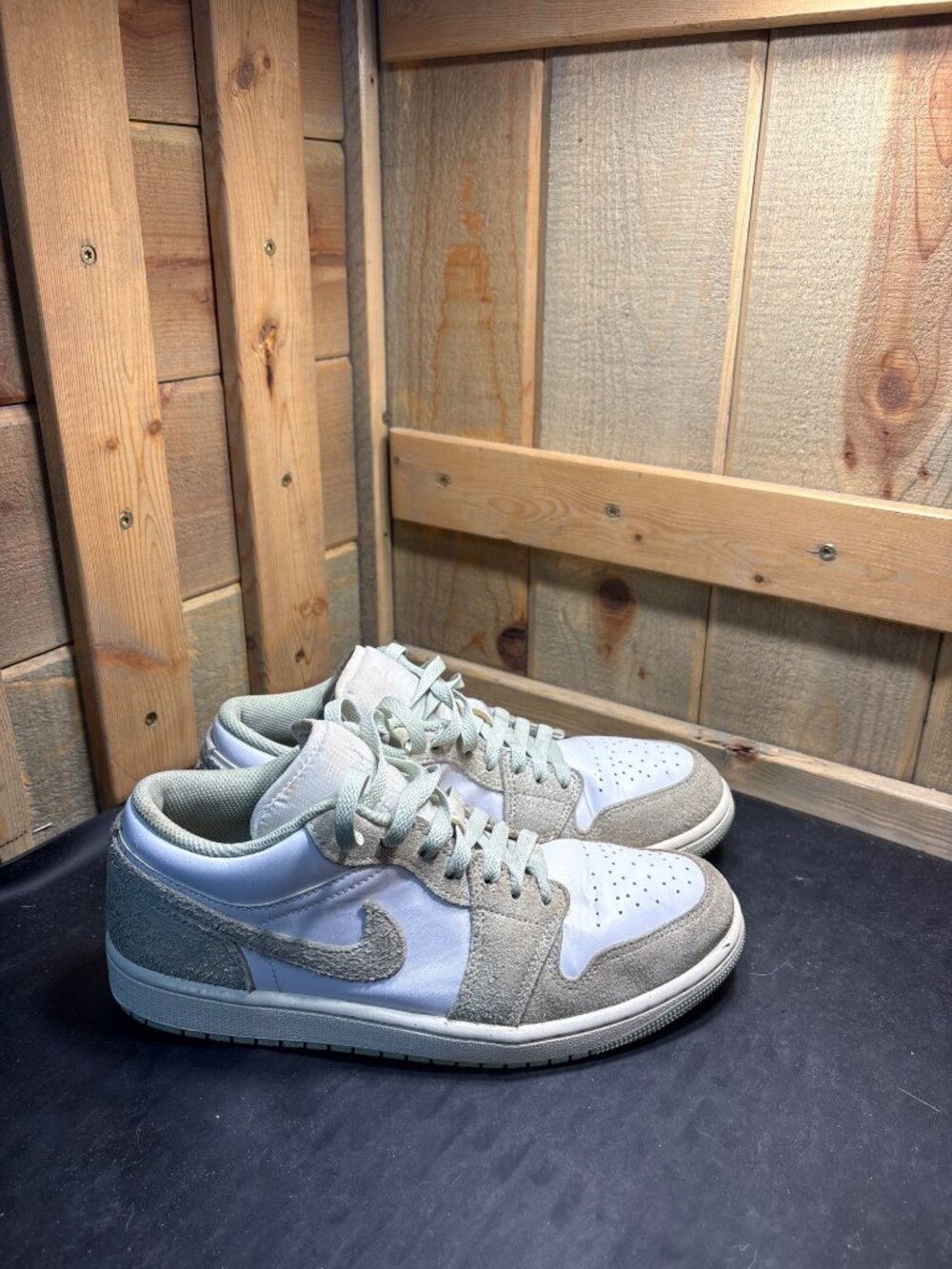 Nike Air Jordan 1 Low FN5214-131 Womens Size US 8 UK 7 EU 41 White Sneakers